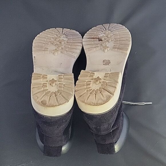 CHARLOTTE RUSSE ROUND TOE LACE-UP CLOSURE WOMEN"S BOOT - Picture 15 of 16